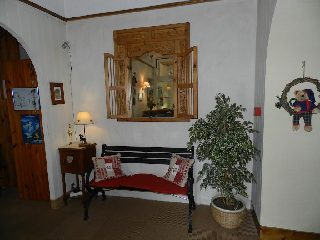 סלאנש Hotel Du Mont Blanc מראה חיצוני תמונה